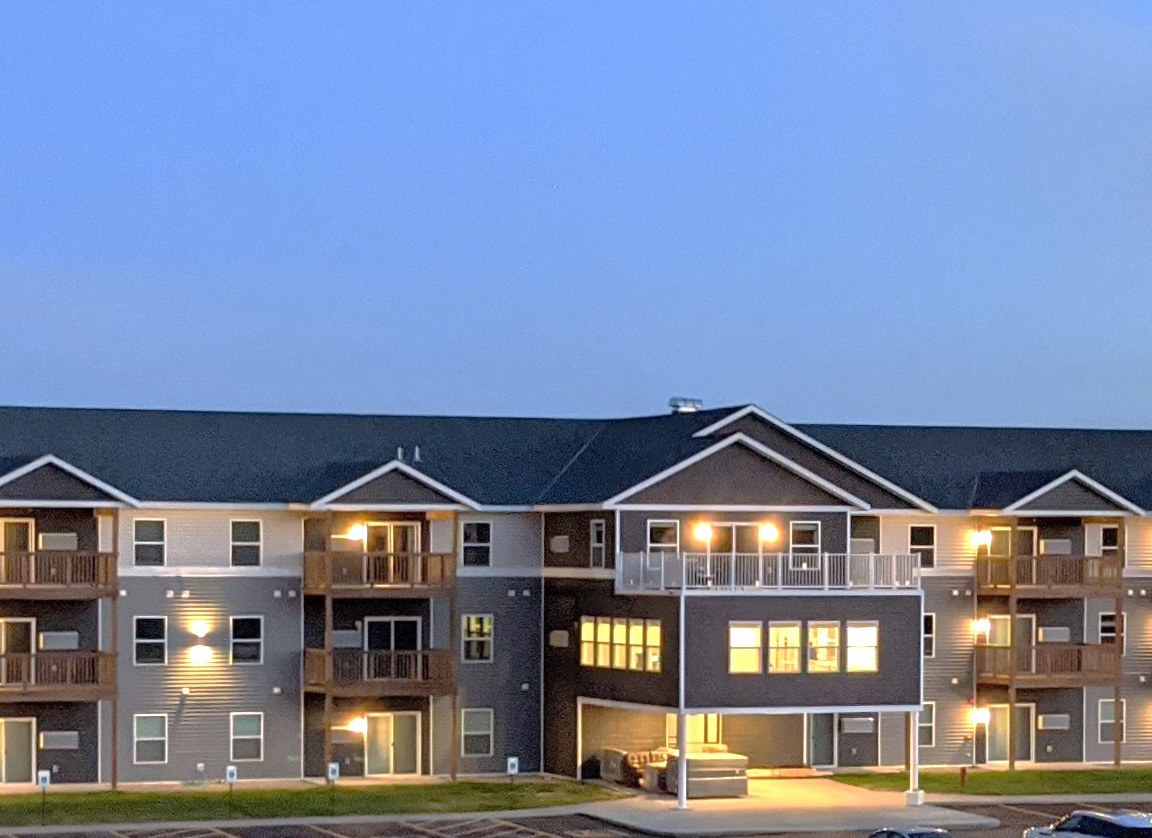 exterior of Edgeview complex in Willmar,MN