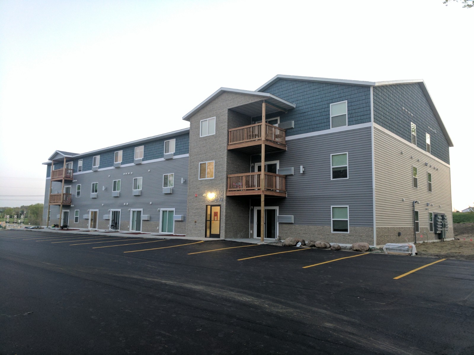 exterior of Legacy Trail apartments in Fergus Falls, MN